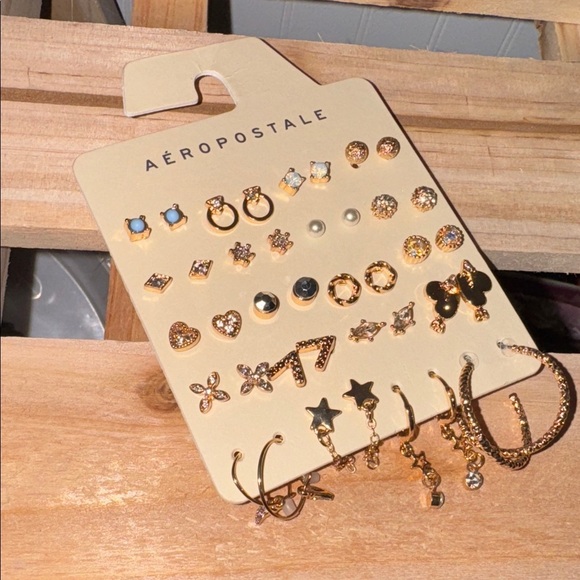 Aeropostale Gold Earring 20 pairs sets NEW studs hoops Hearts stars wings clover - Picture 1 of 2